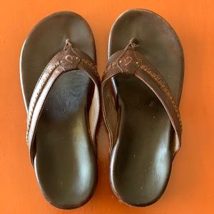 OluKai leather sandals